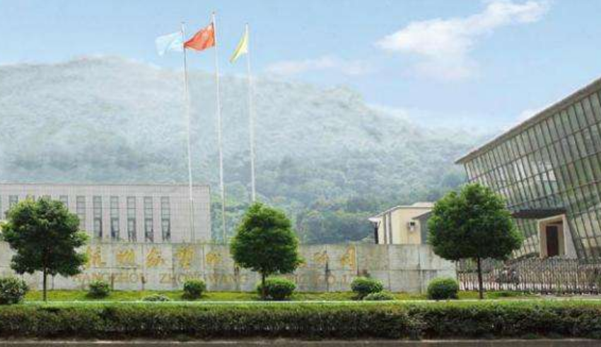 AI,IPO,問(wèn)詢(xún),新秀,逆流,寒武紀(jì) 眾望布藝IPO：在建工程數(shù)據(jù)存疑，依賴(lài)外銷(xiāo)，或?qū)⑹芤咔闆_擊
