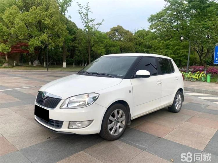 優信二手車 優信二手車兩萬元輕松買車 滿足我的小傲嬌